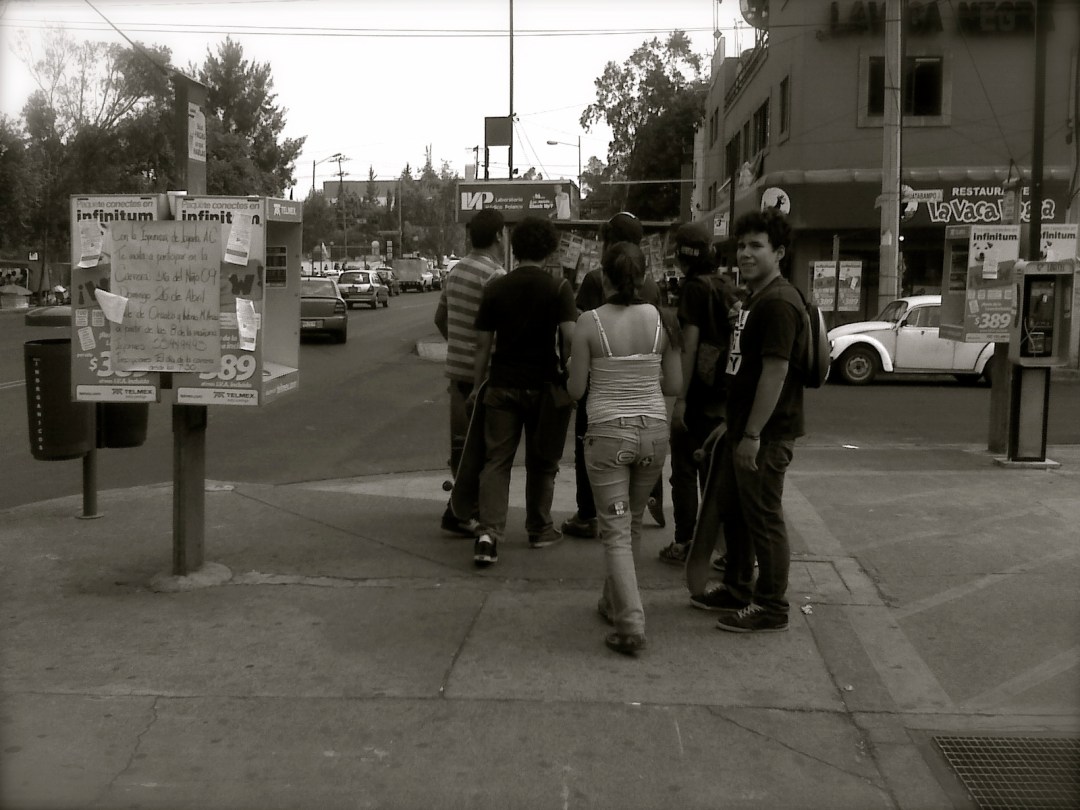 skaters skater kids skateboards mexico city centro medico metro